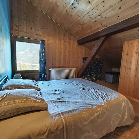 Cozy getaway between lake mountain
